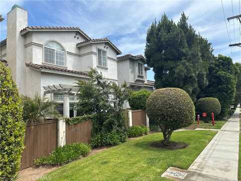 700 Meyer Lane, Redondo Beach, CA 90278
