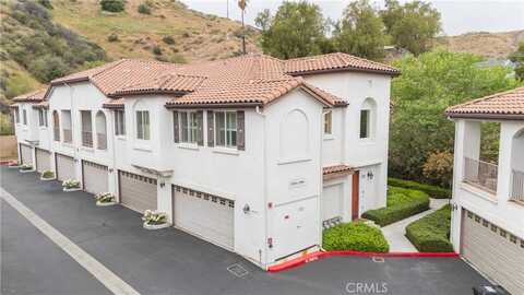 27951 Avalon Drive, Canyon Country, CA 91351