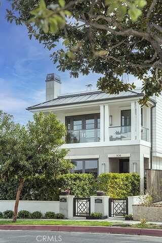 308 Fernleaf Avenue 1/2, Corona del Mar, CA 92625