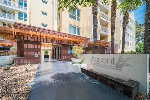 21301 Erwin Street, Woodland Hills, CA 91367