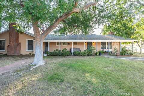 751 S Linden Avenue, Bloomington, CA 92316