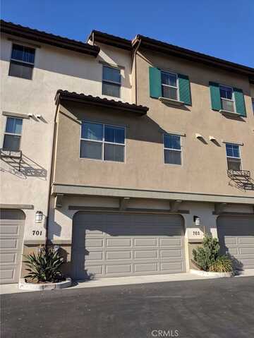 207 Westpark Court, Camarillo, CA 93012