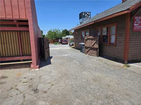 221 S PALM AVE., Hemet, CA 92543