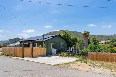 147 Mildred Way, El Cajon, CA 92019