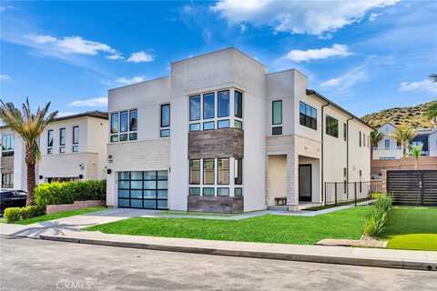 20537 W Overlook Court, Porter Ranch, CA 91326