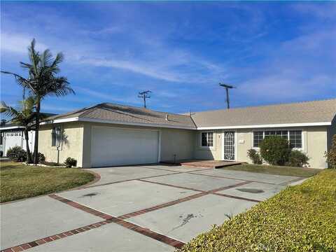14332 Thunderbird Circle, Huntington Beach, CA 92647