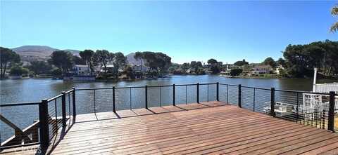 30658 Lakefront Drive, Agoura Hills, CA 91301