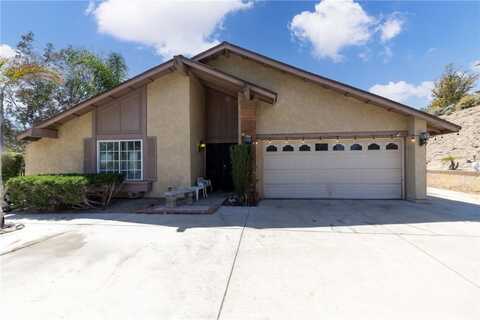 5905 Winncliff Drive, Jurupa Valley, CA 92509