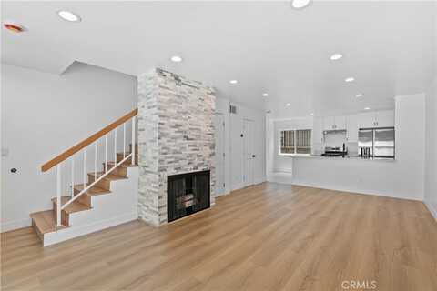 9019 Cedros Avenue, Panorama City, CA 91402