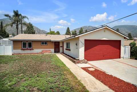 13678 Marchant Avenue, Sylmar, CA 91342