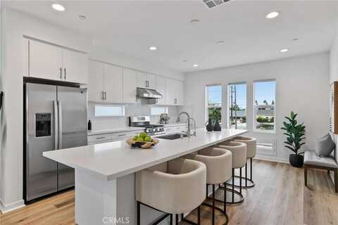 536 Caleigh Lane, Costa Mesa, CA 92627