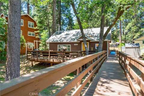 32135 West Drive, Running Springs, CA 92382