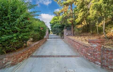 330 N Madison Avenue, Monrovia, CA 91016