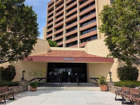 24055 Paseo Del Lago, Laguna Woods, CA 92637
