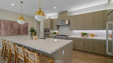 29468 Corte Halcon, Valencia, CA 91354