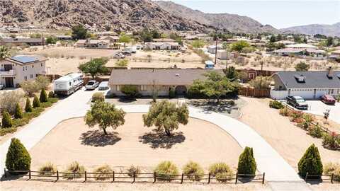 17239 Mesquite Road, Apple Valley, CA 92307