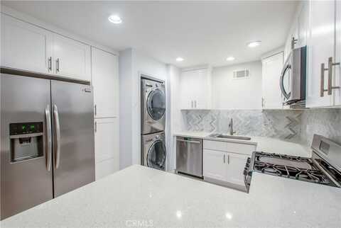 16528 Le Grande Lane, Huntington Beach, CA 92649