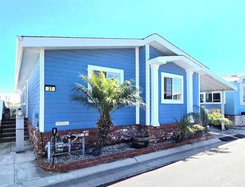 21851 Newland St., Huntington Beach, CA 92646