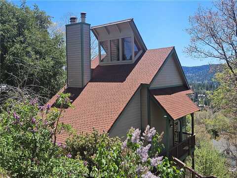 1033 Nadelhorn Drive, Lake Arrowhead, CA 92352
