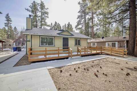 632 E Meadow Lane, Big Bear City, CA 92314