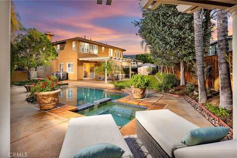 42355 Mountain View Court, Murrieta, CA 92562