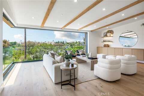 2007 Ava Avenue, Hermosa Beach, CA 90254