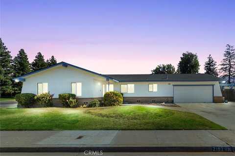 2192 Beverly Avenue, Clovis, CA 93611