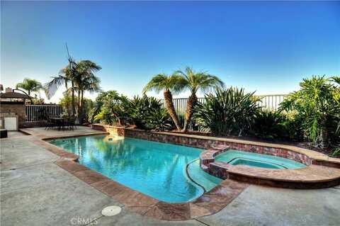 1262 S Night Star Way, Anaheim Hills, CA 92808