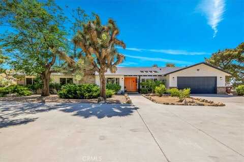 9124 Joshua Lane, Yucca Valley, CA 92284
