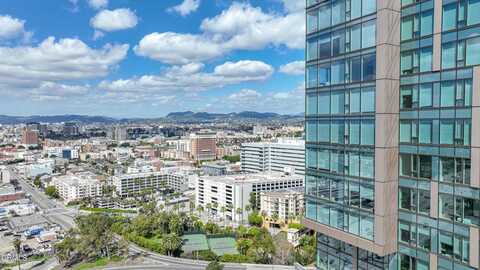 889 Francisco Street, Los Angeles, CA 90017