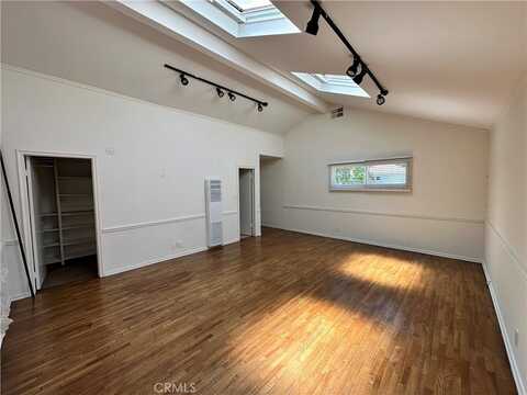 14655 Morrison Street, Sherman Oaks, CA 91403