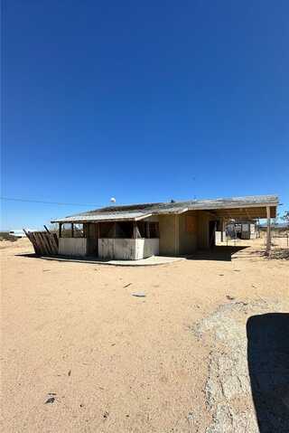 65095 Giant Rock Road, Joshua Tree, CA 92252