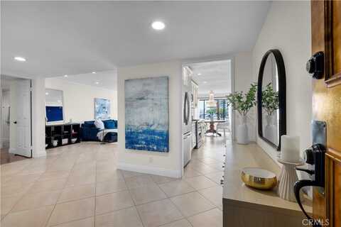 1215 Brockton Avenue, Los Angeles, CA 90025