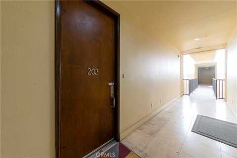 4568 W 1st Street, Los Angeles, CA 90004