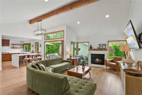116 E Yale Loop, Irvine, CA 92604