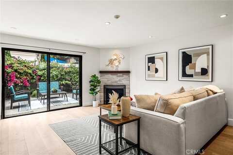 1832 Rockefeller Lane, Redondo Beach, CA 90278