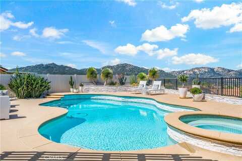 32070 Corte Bonilio, Temecula, CA 92592