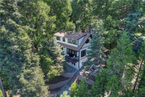 28545 Wabash Drive, Lake Arrowhead, CA 92352