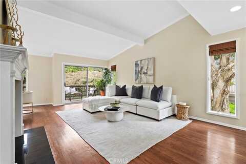 31 Aspen Way, Rolling Hills Estates, CA 90274