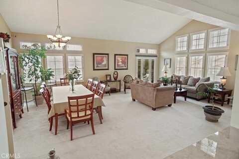 9730 Mustang Way, Shadow Hills, CA 91040