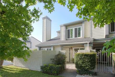 9009 Buckles Street, Downey, CA 90241