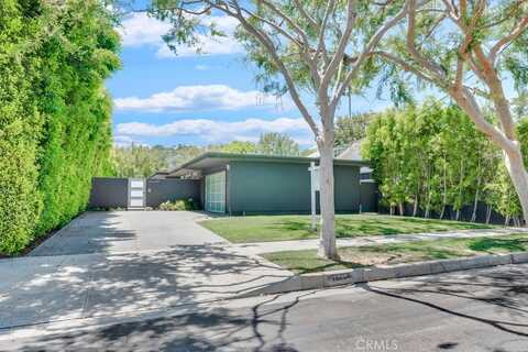 11230 Dilling Street, Studio City, CA 91602