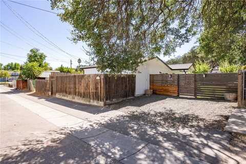 2130 Vine Street, Paso Robles, CA 93446