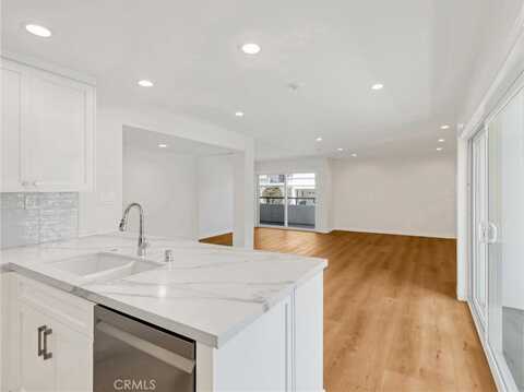 1201 S Catalina Avenue, Redondo Beach, CA 90277