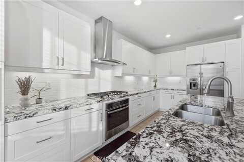 262 Harringay, Irvine, CA 92618