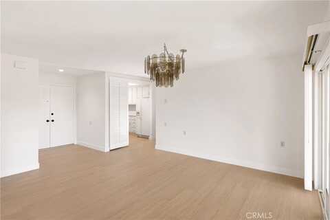 2386 Via Mariposa W, Laguna Woods, CA 92637