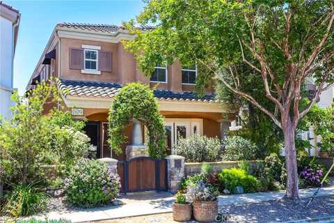 604 Indianapolis Avenue, Huntington Beach, CA 92648