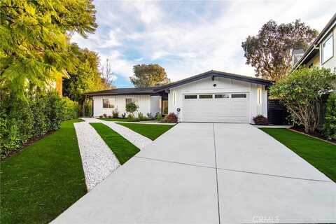 19291 Berclair Lane, Tarzana, CA 91356