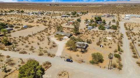 3874 Kreuer Road, Phelan, CA 92371