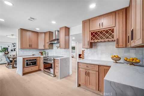 9171 Regatta Drive, Huntington Beach, CA 92646